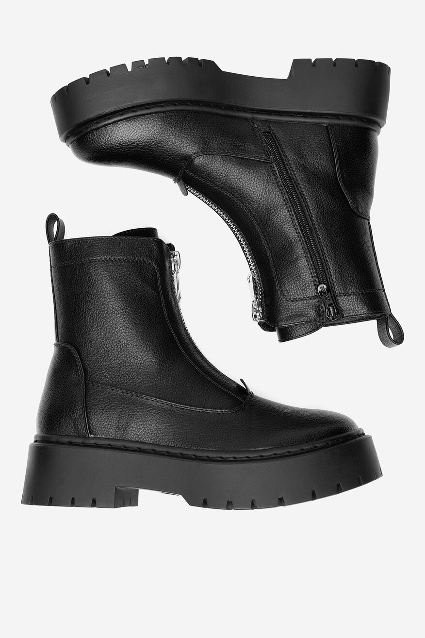 Botki na grubej podeszwie