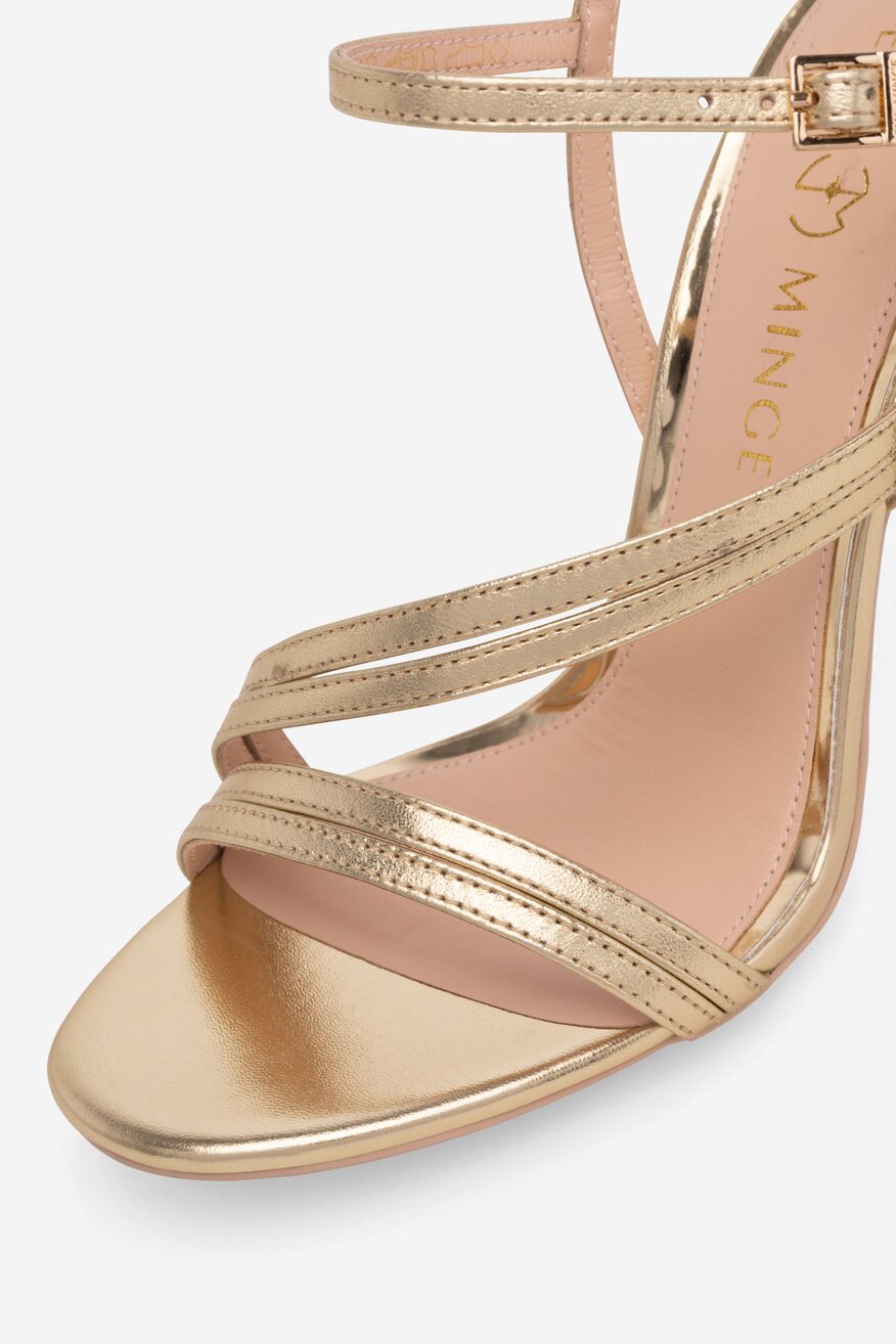 Sandały skórzane na szpilce