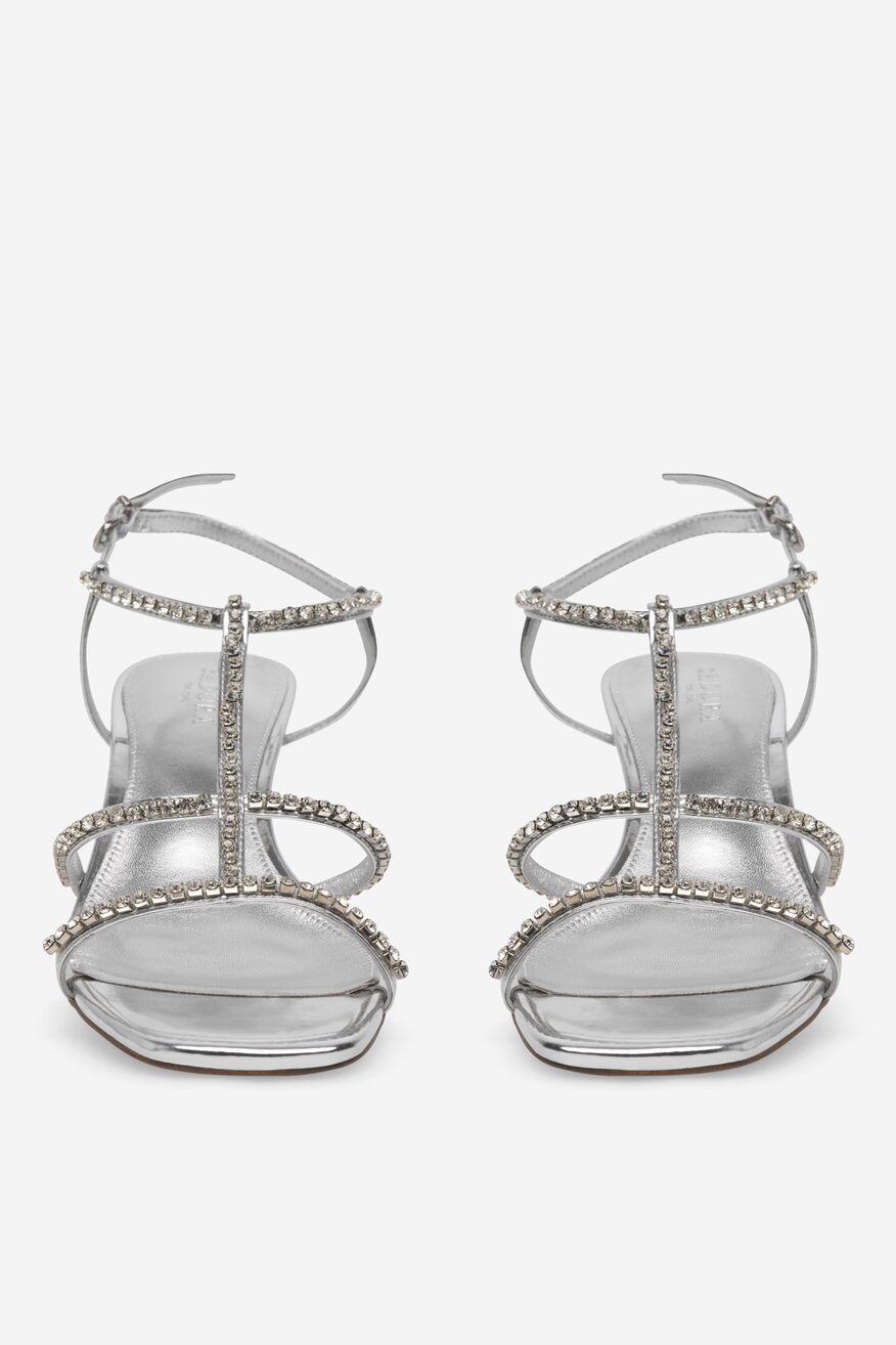 Sandały skórzane na obcasie