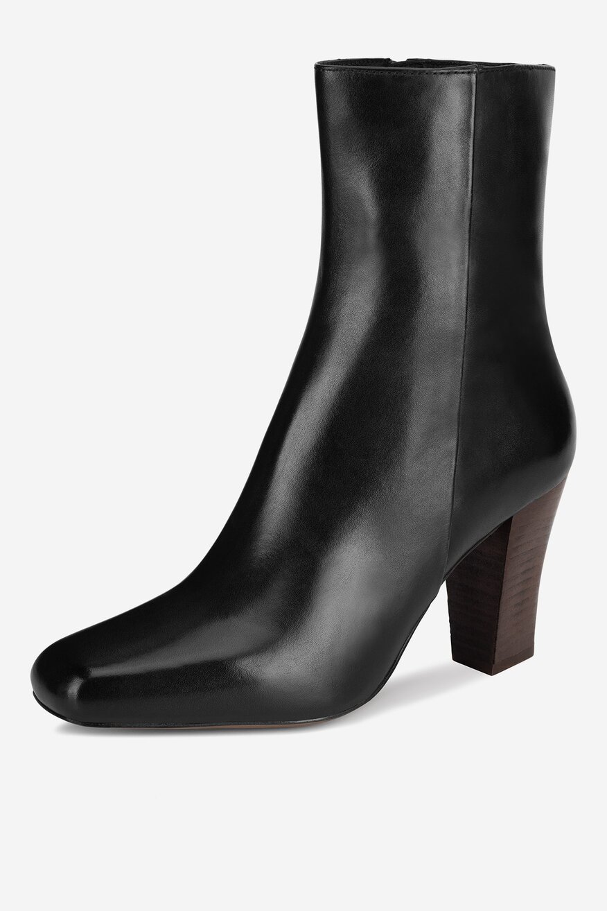 Botki skórzane na słupku