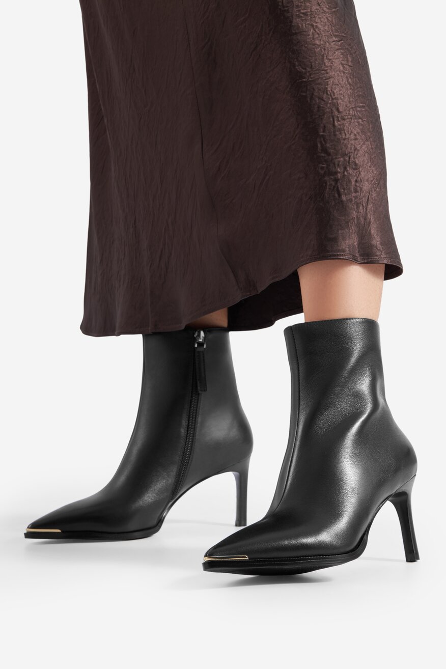 Botki skórzane na szpilce