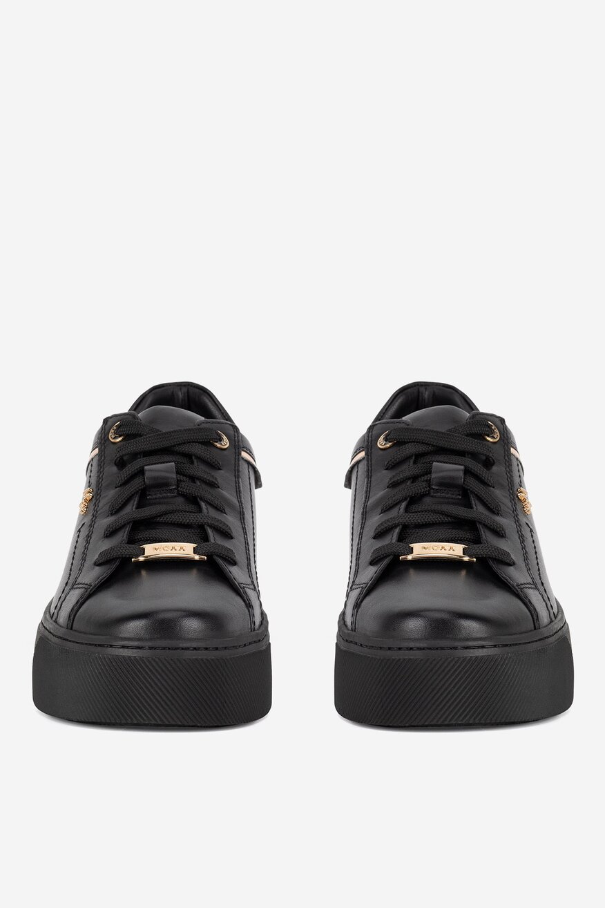 Sneakersy skórzane na platformie