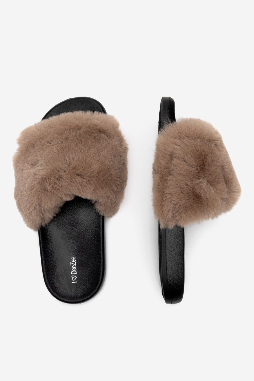 Klapki z futerkiem