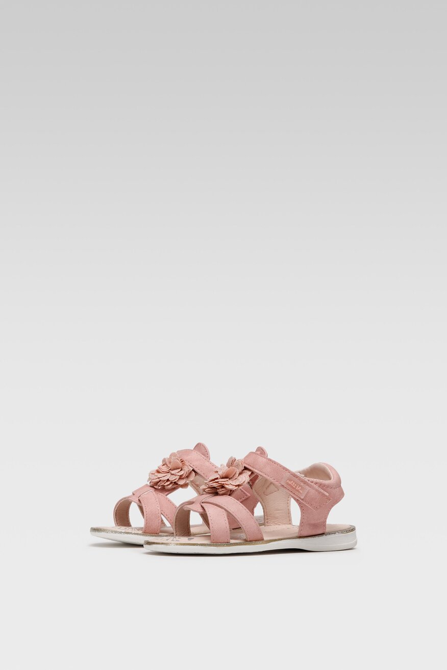 Sandały z aplikacją różowe