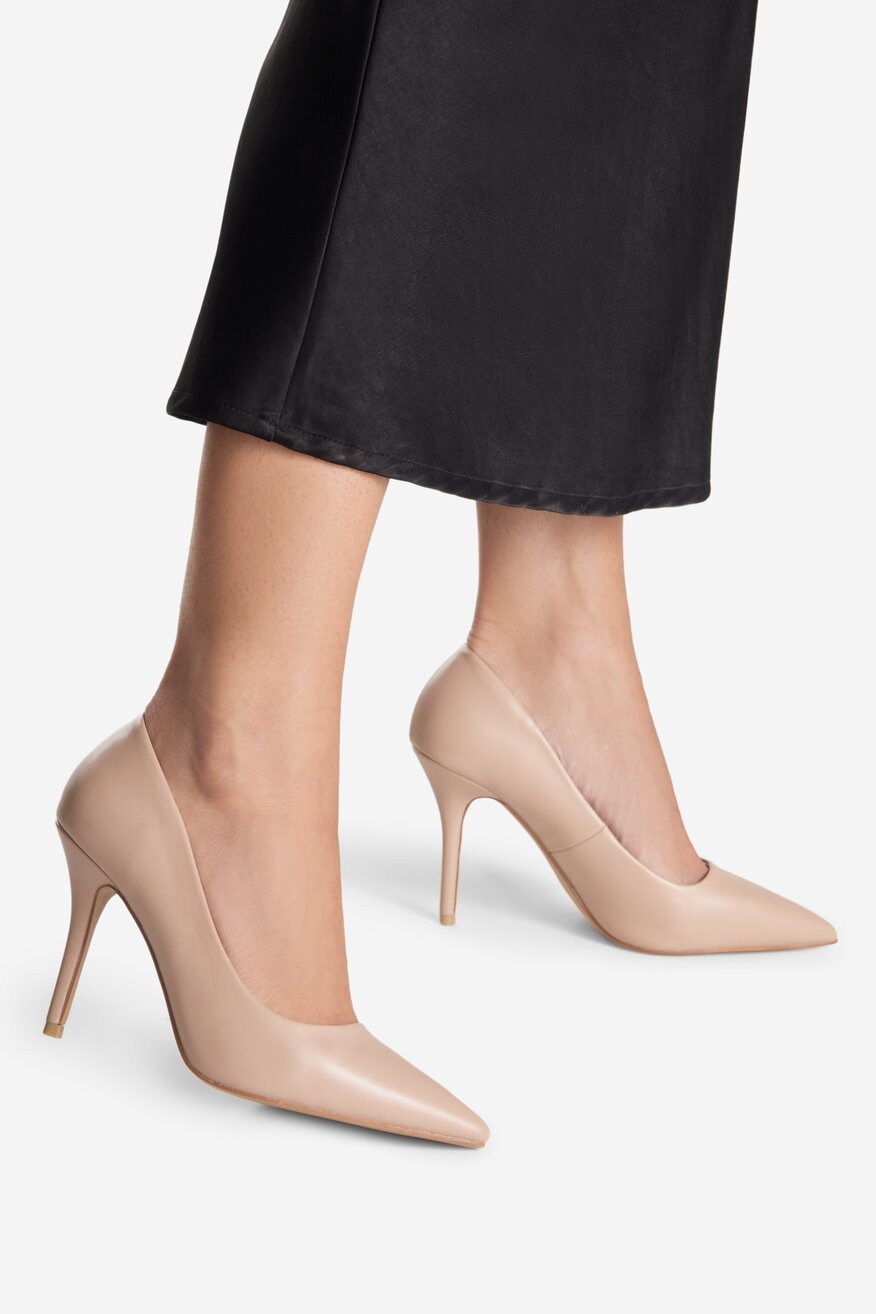 Czółenka na szpilce