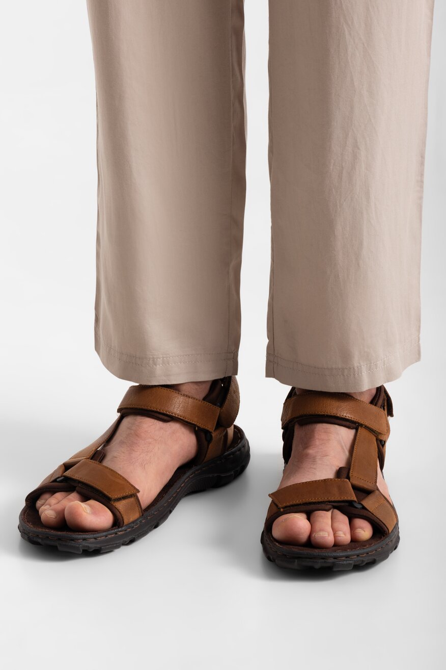Sandały skórzane na rzepy