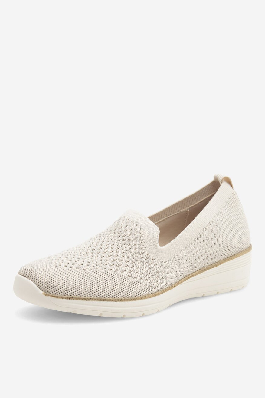 Półbuty na koturnie