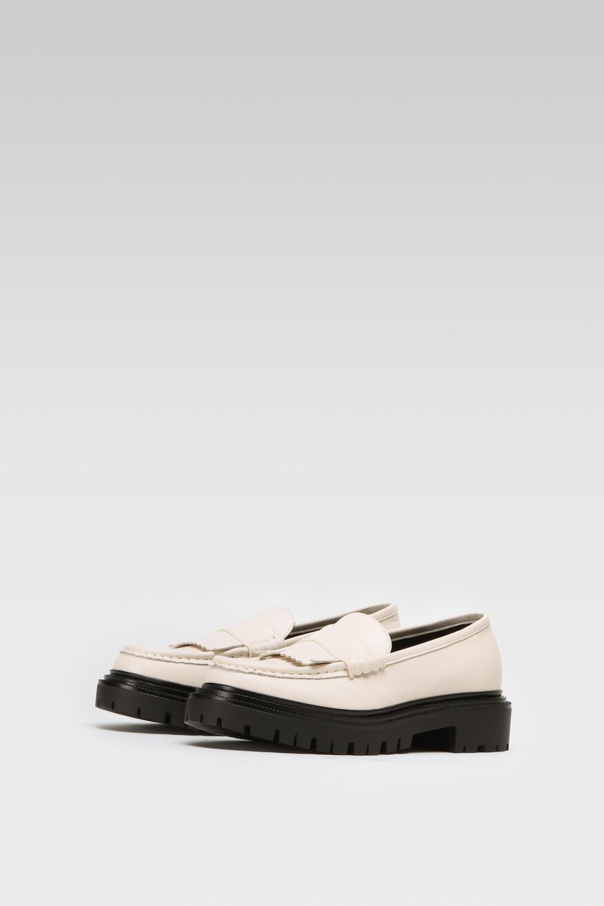 Loafersy na grubej podeszwie