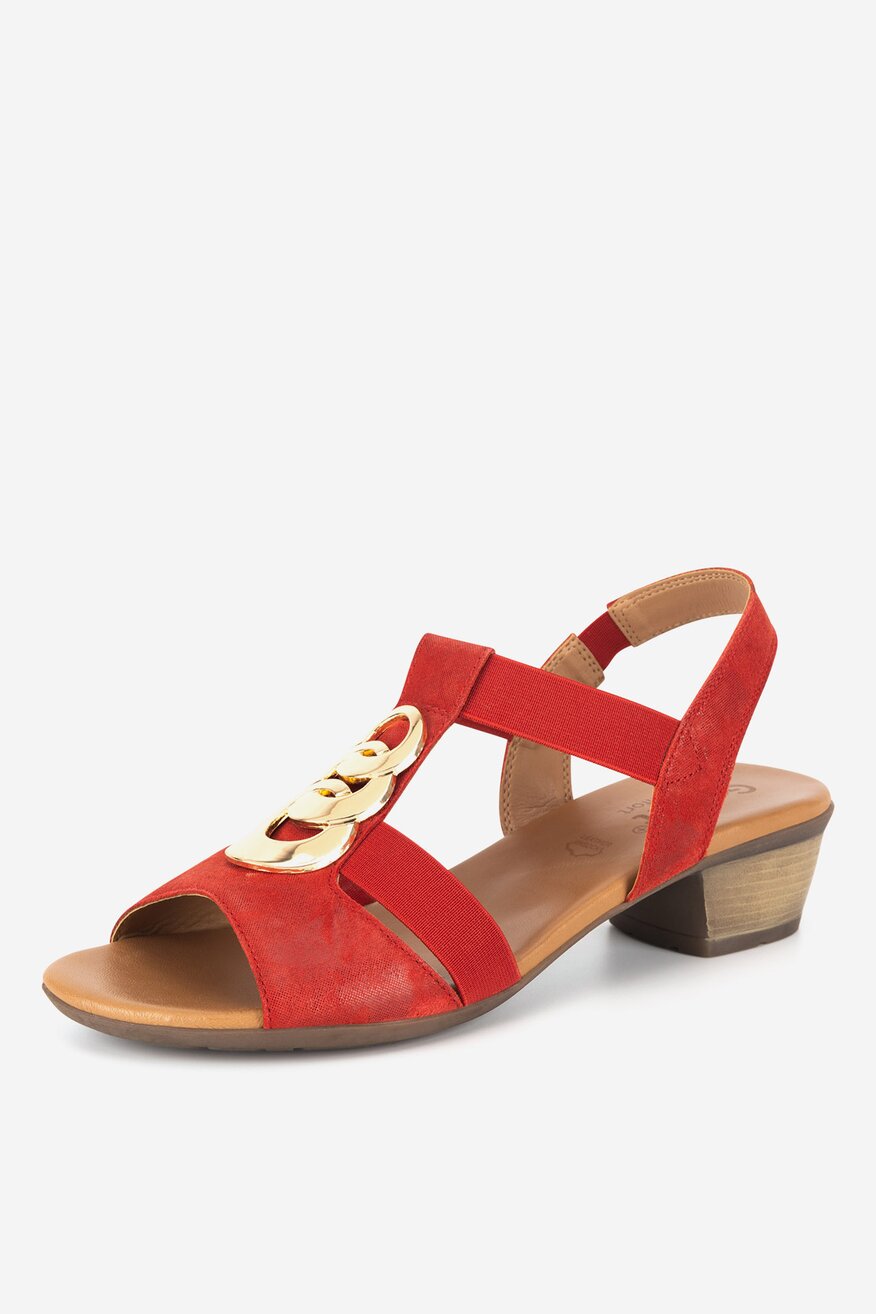 Sandały skórzane na obcasie