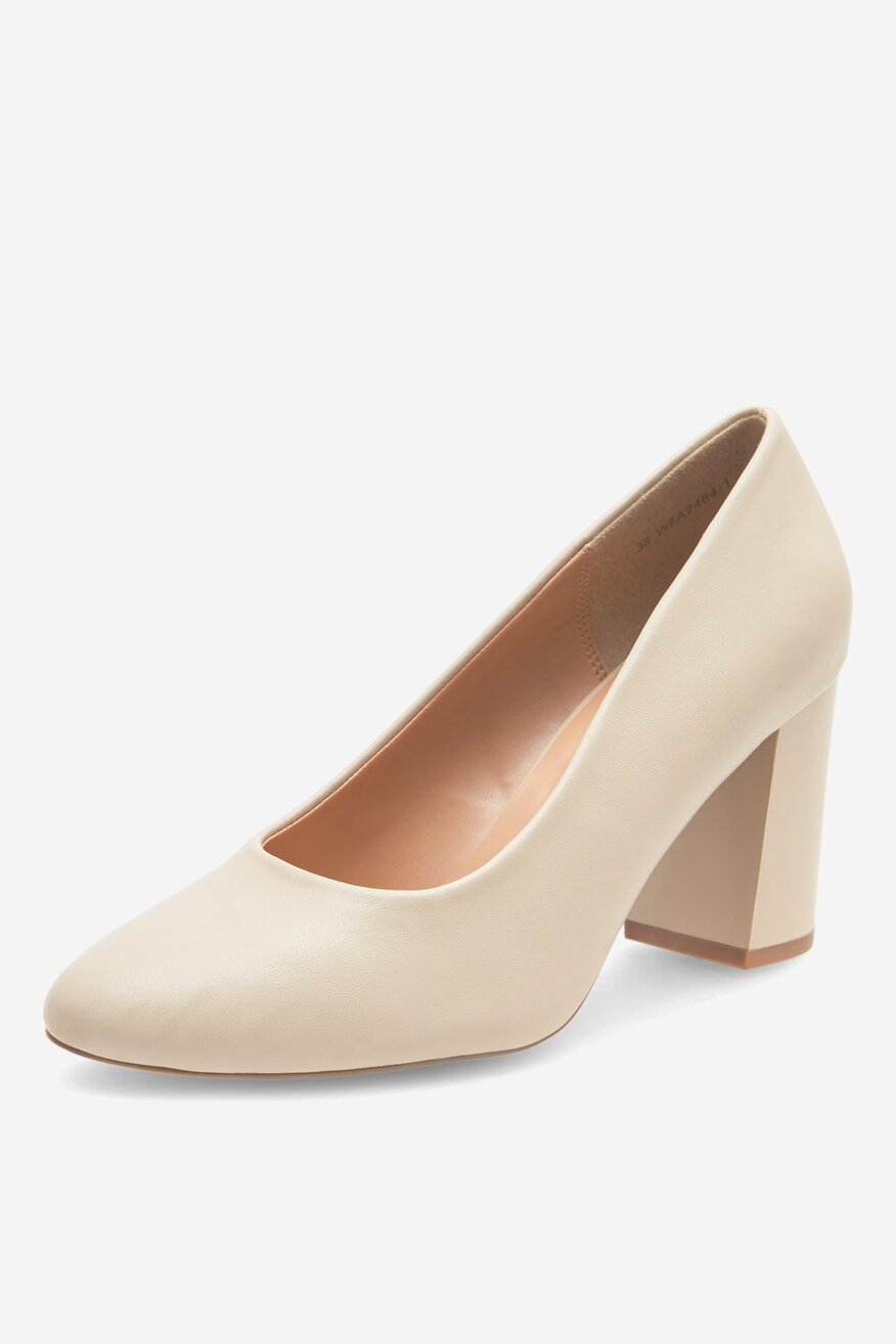 Czółenka na słupku