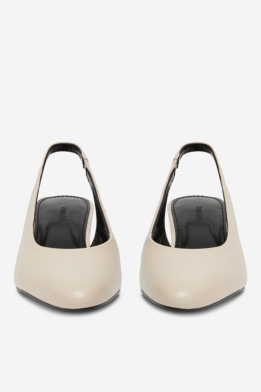 Czółenka skórzane