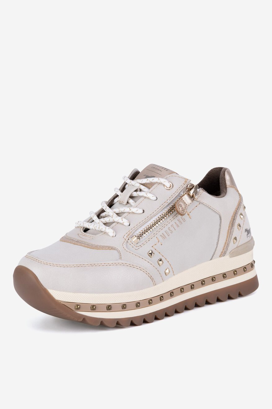 Sneakersy na platformie