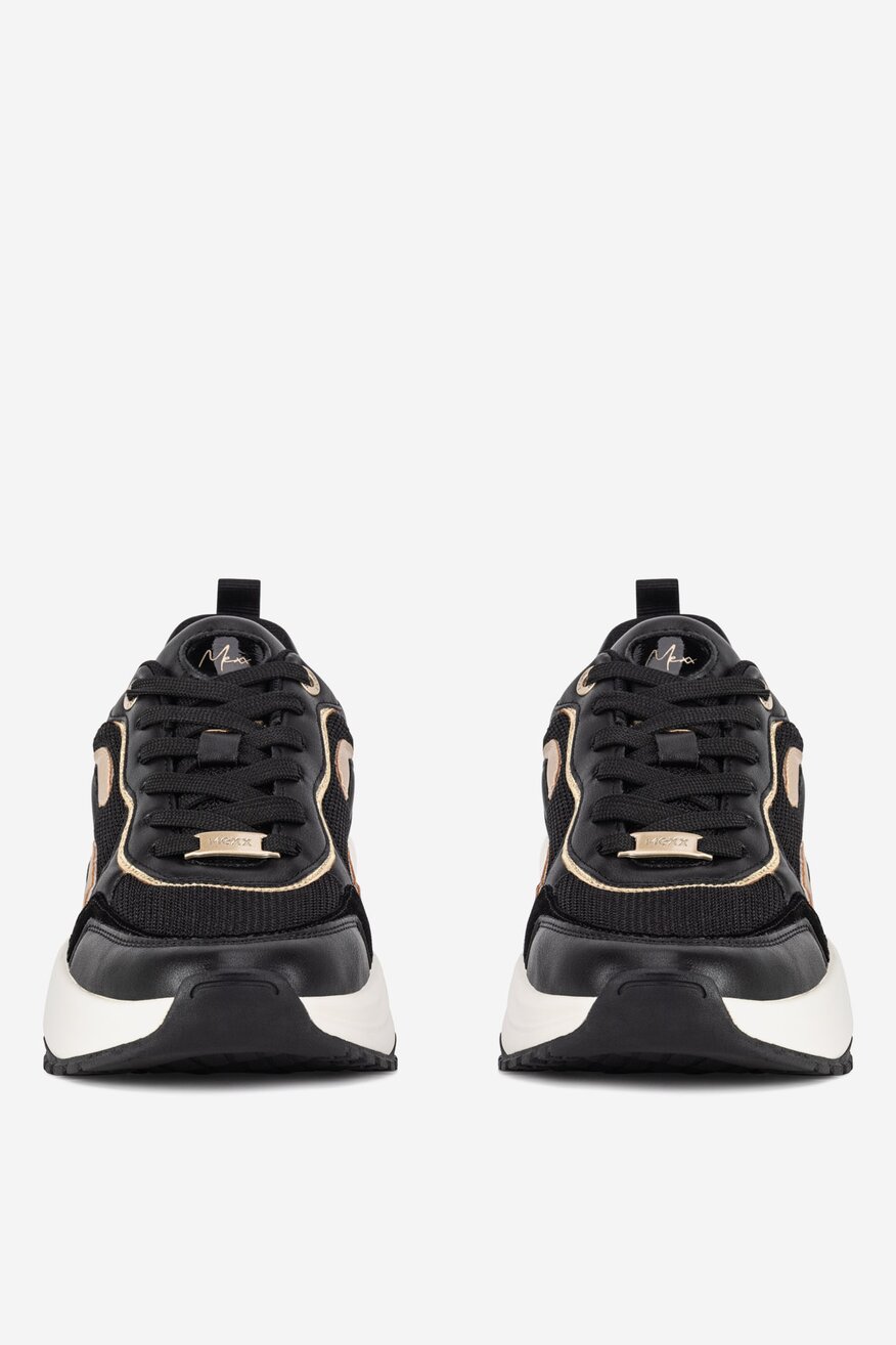 Sneakersy na grubej podeszwie