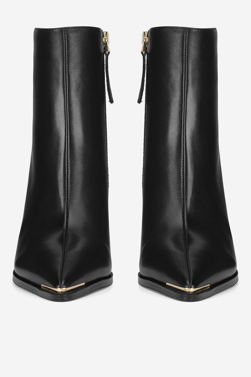 Botki skórzane na szpilce