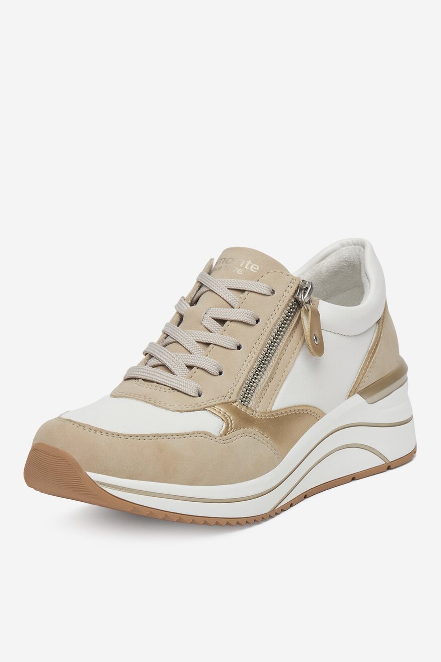 Sneakersy na koturnie