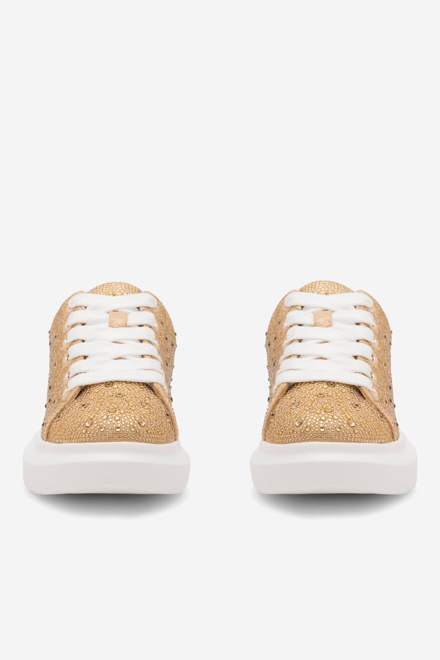 Sneakersy na platformie