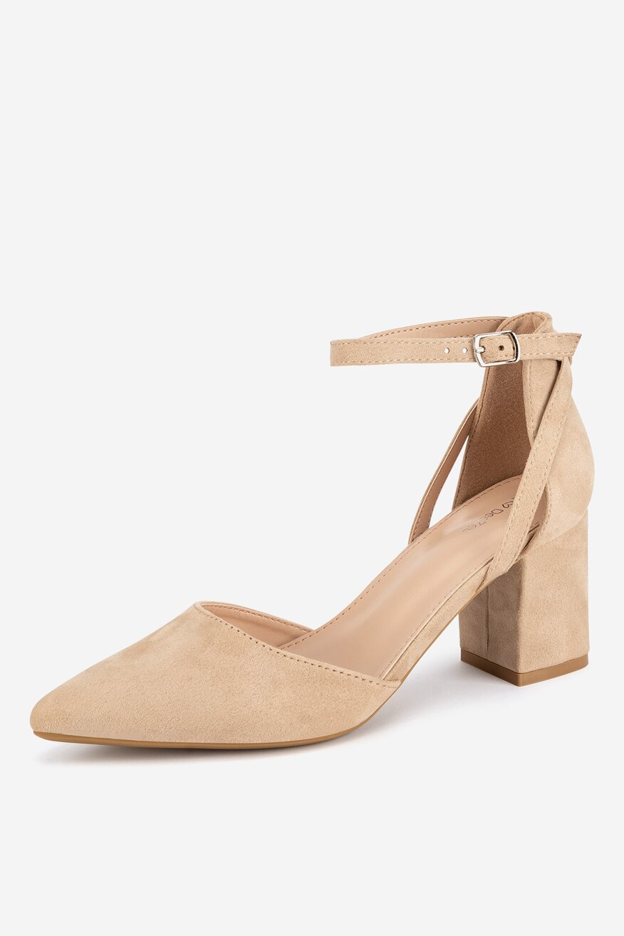 Czółenka na słupku