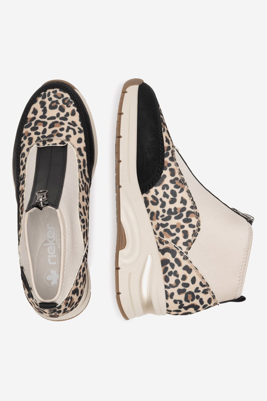 Sneakersy na koturnie