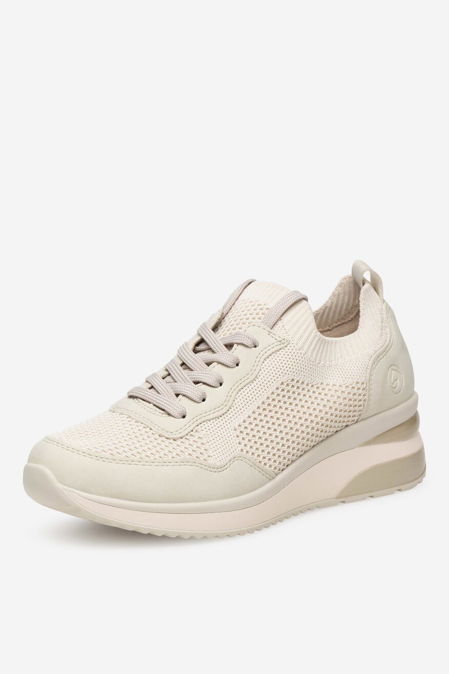 Sneakersy na koturnie