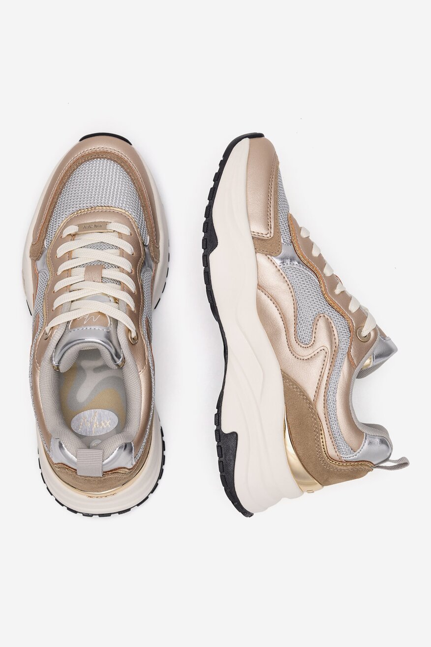 Sneakersy na grubej podeszwie