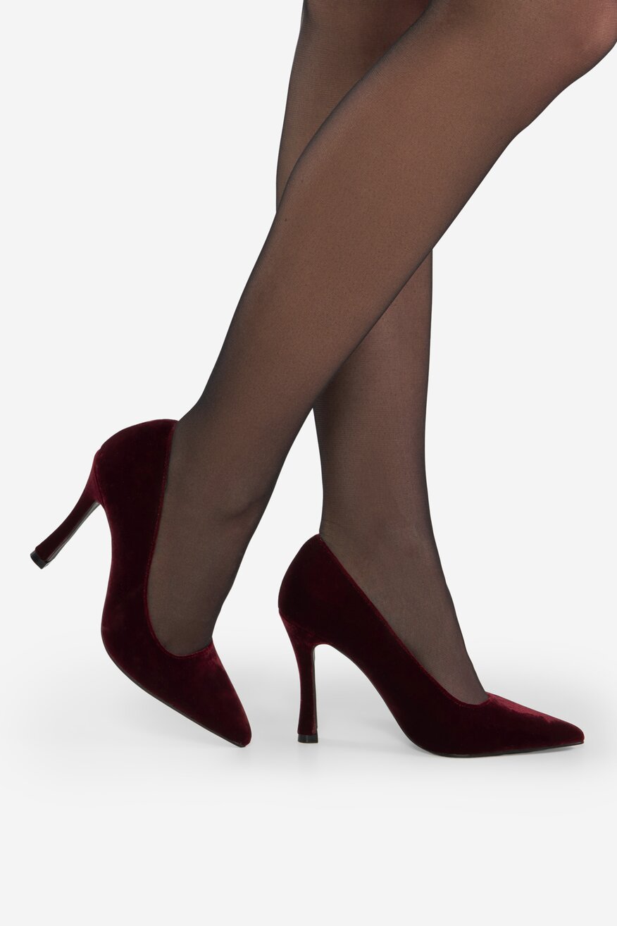 Czółenka na szpilce