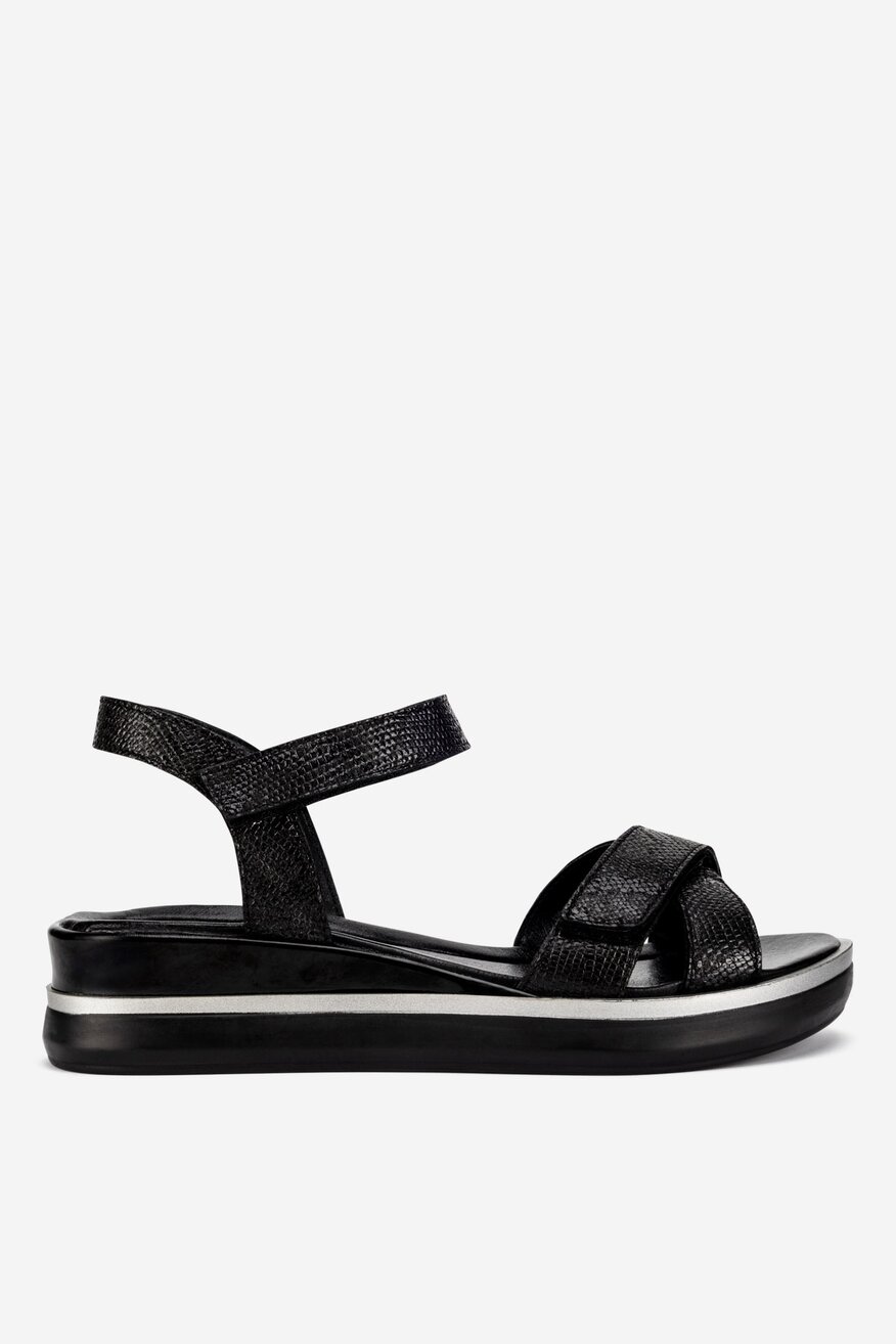 Sandały skórzane na rzepy