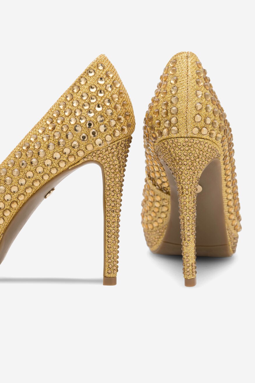 Czółenka na szpilce i platformie