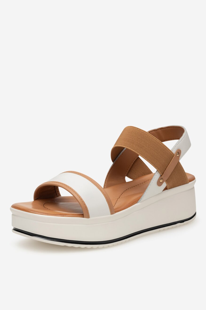 Sandały skórzane na platformie