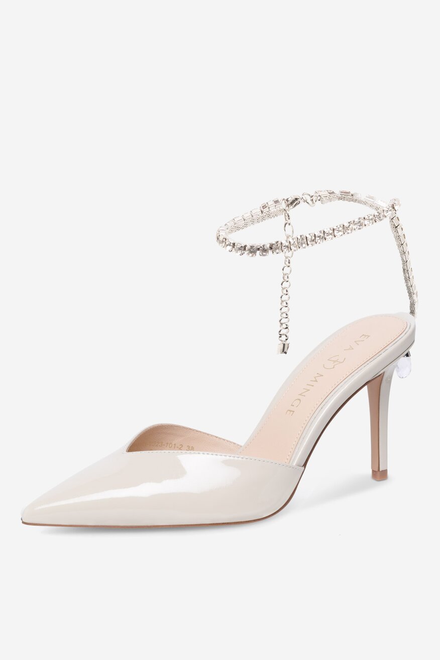 Czółenka skórzane