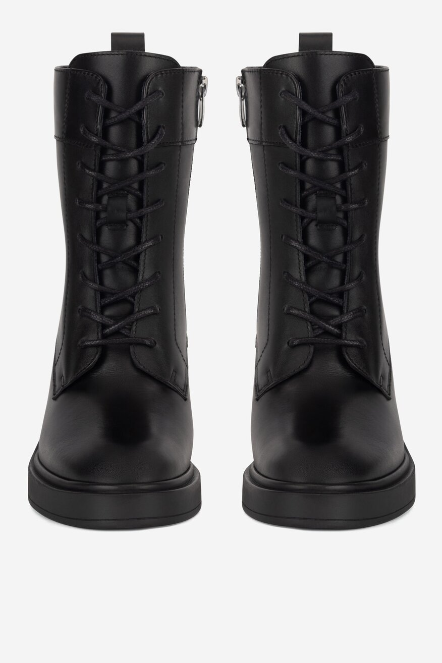 Trzewiki skórzane na słupku