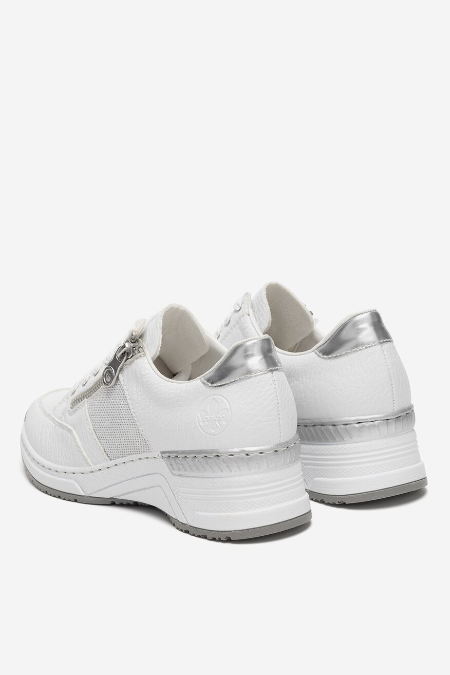 Sneakersy na koturnie