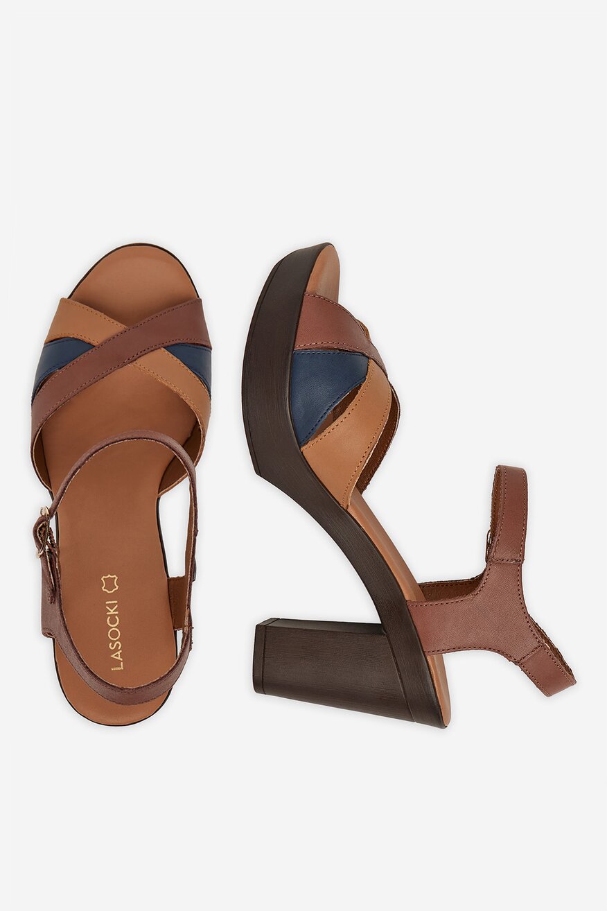 Skórzane sandały