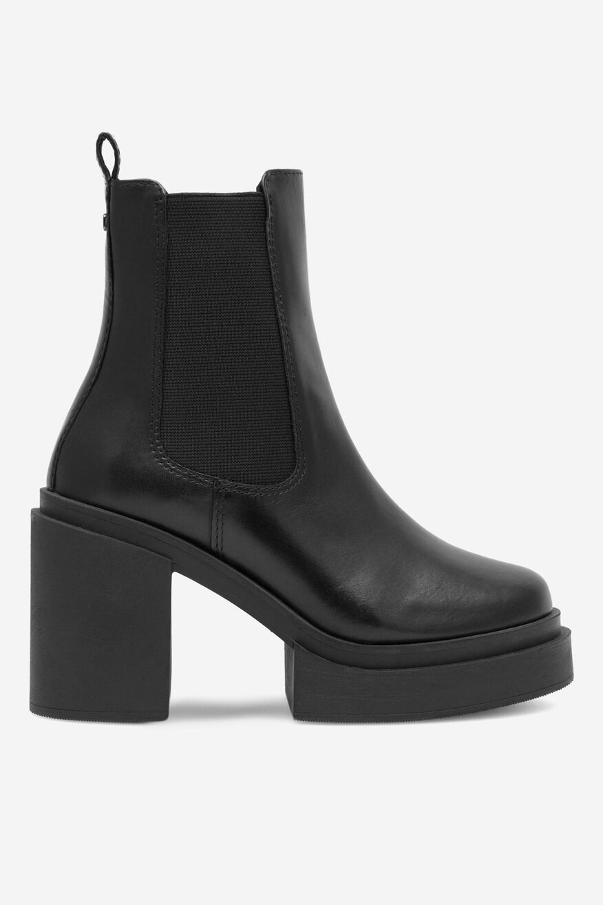 Botki skórzane na słupku