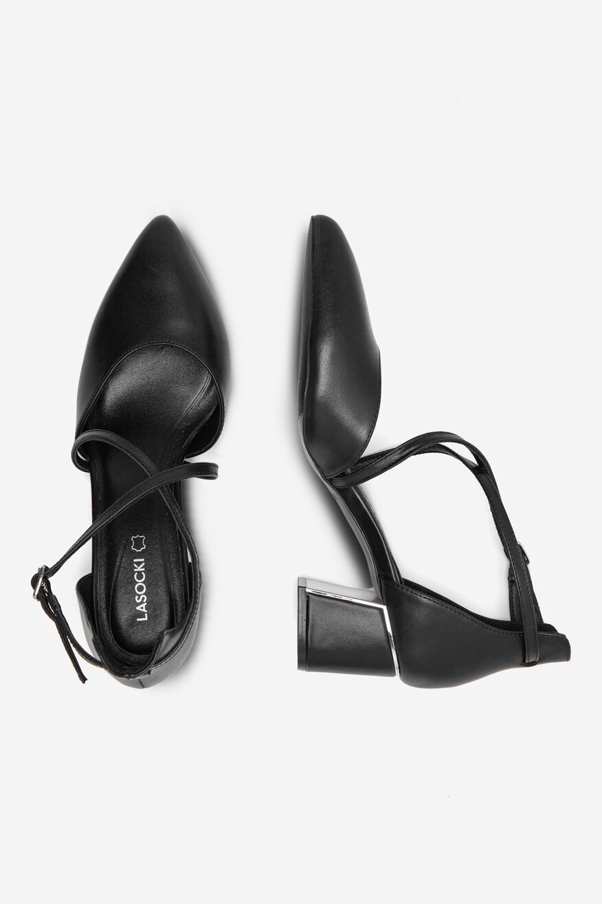 Czółenka skórzane na słupku