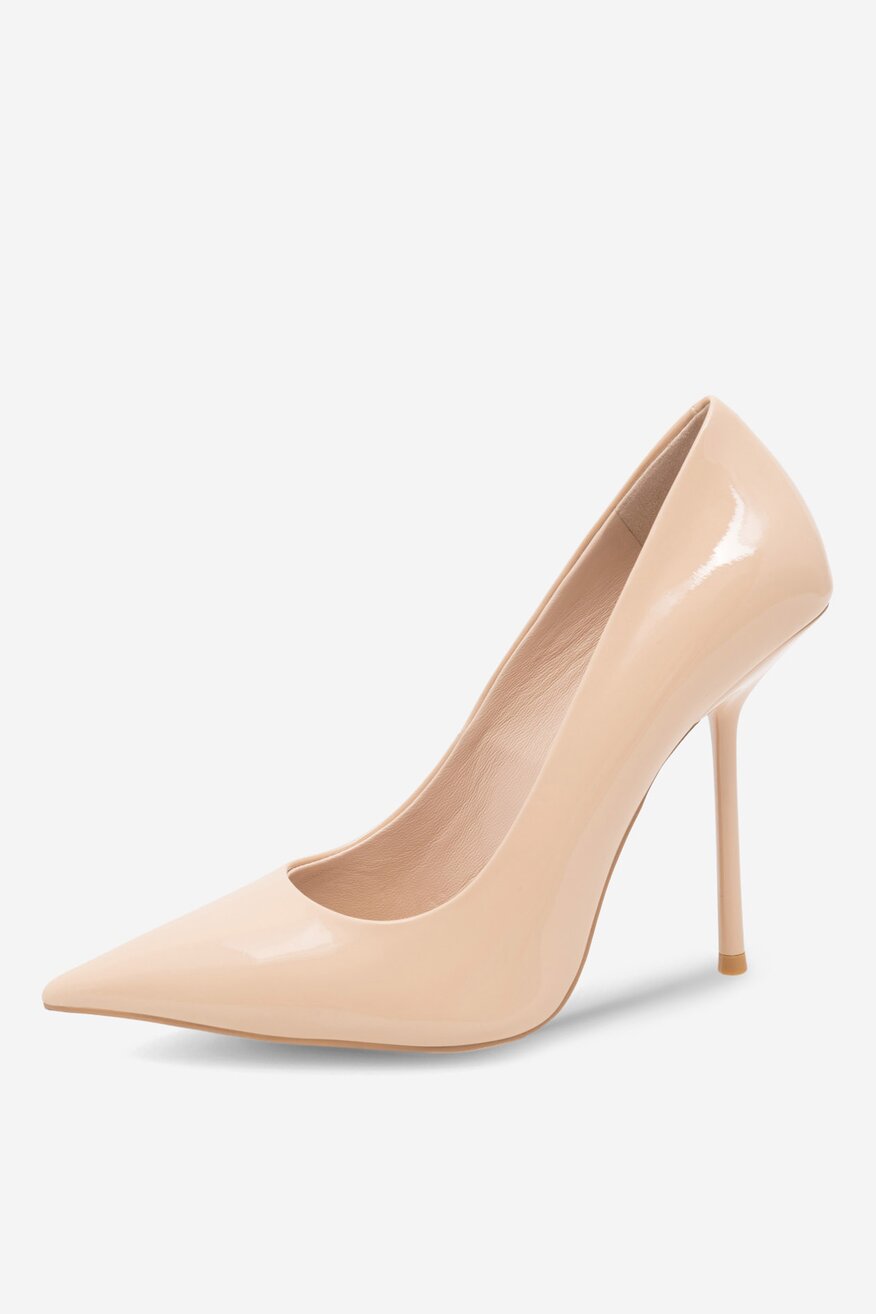 Czółenka skórzane na szpilce