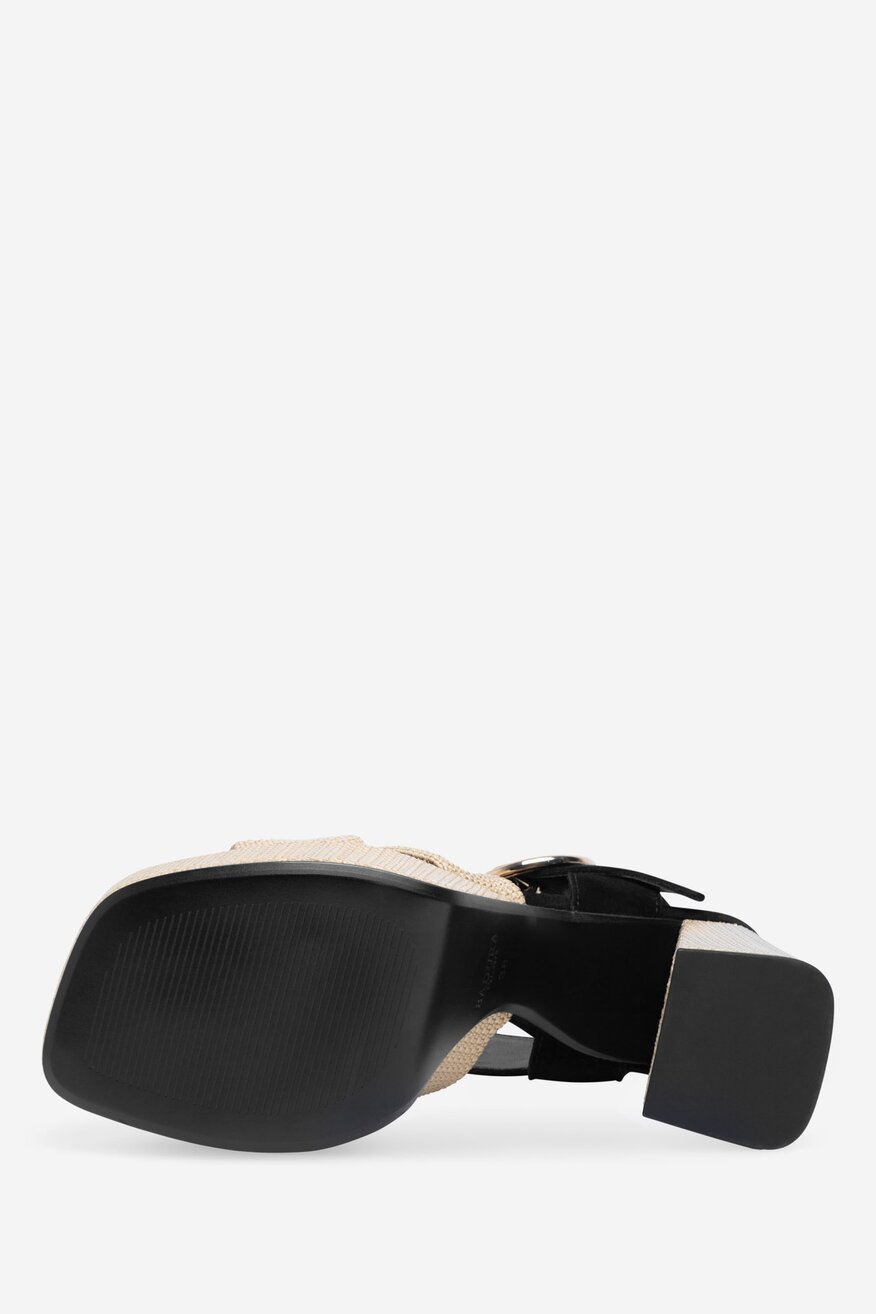 Sandały skórzane na słupku