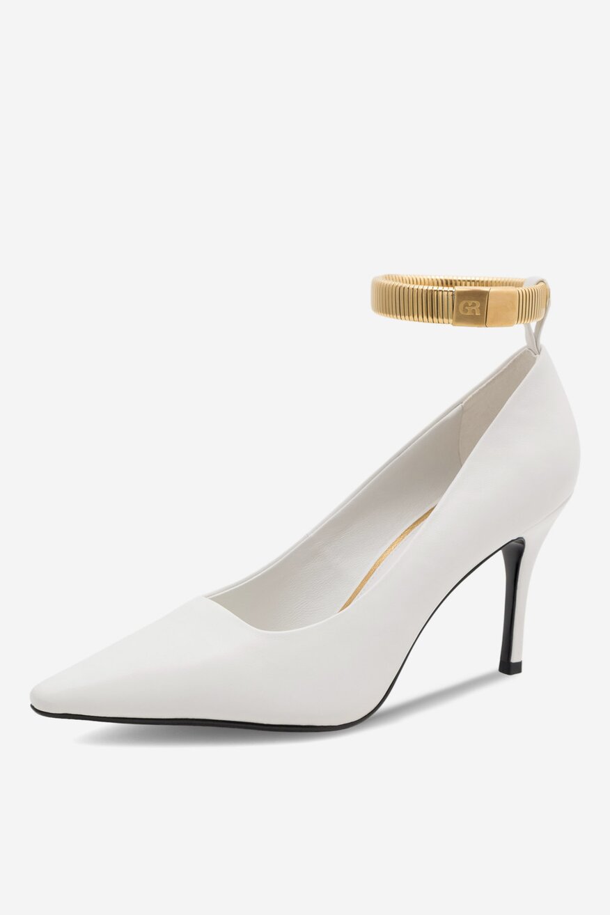 Czółenka skórzane na szpilce