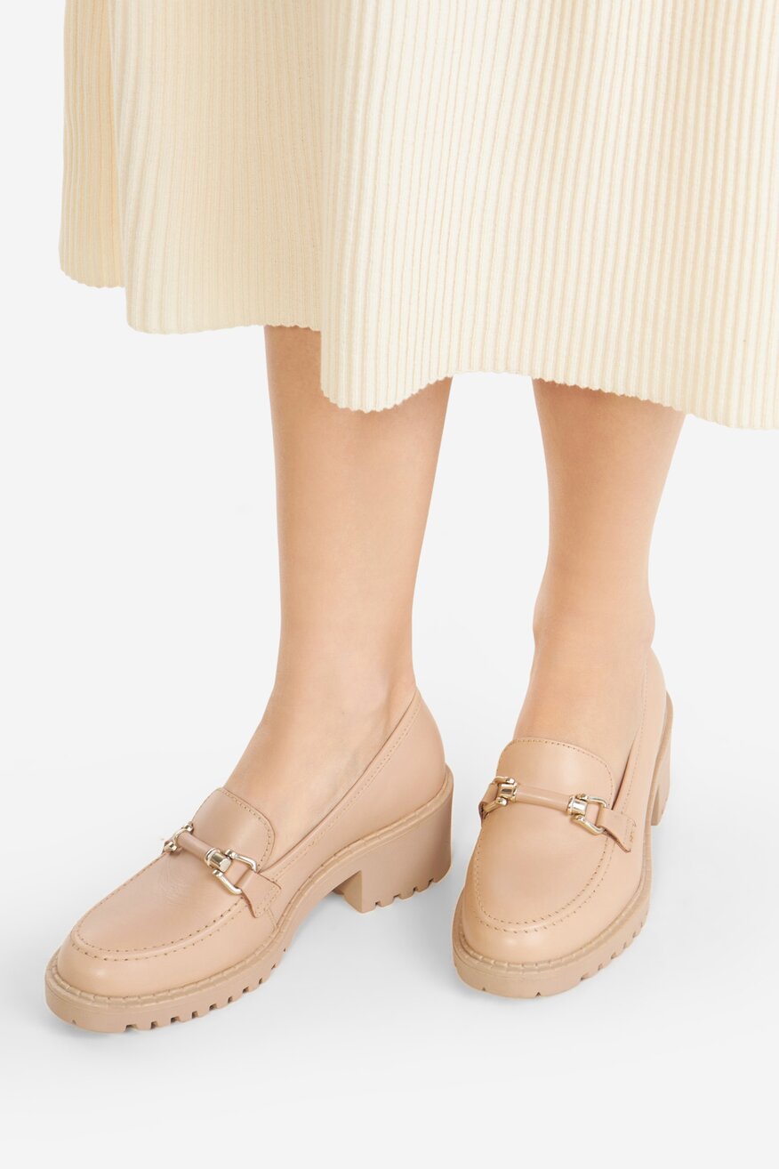 Loafersy skórzane na obcasie