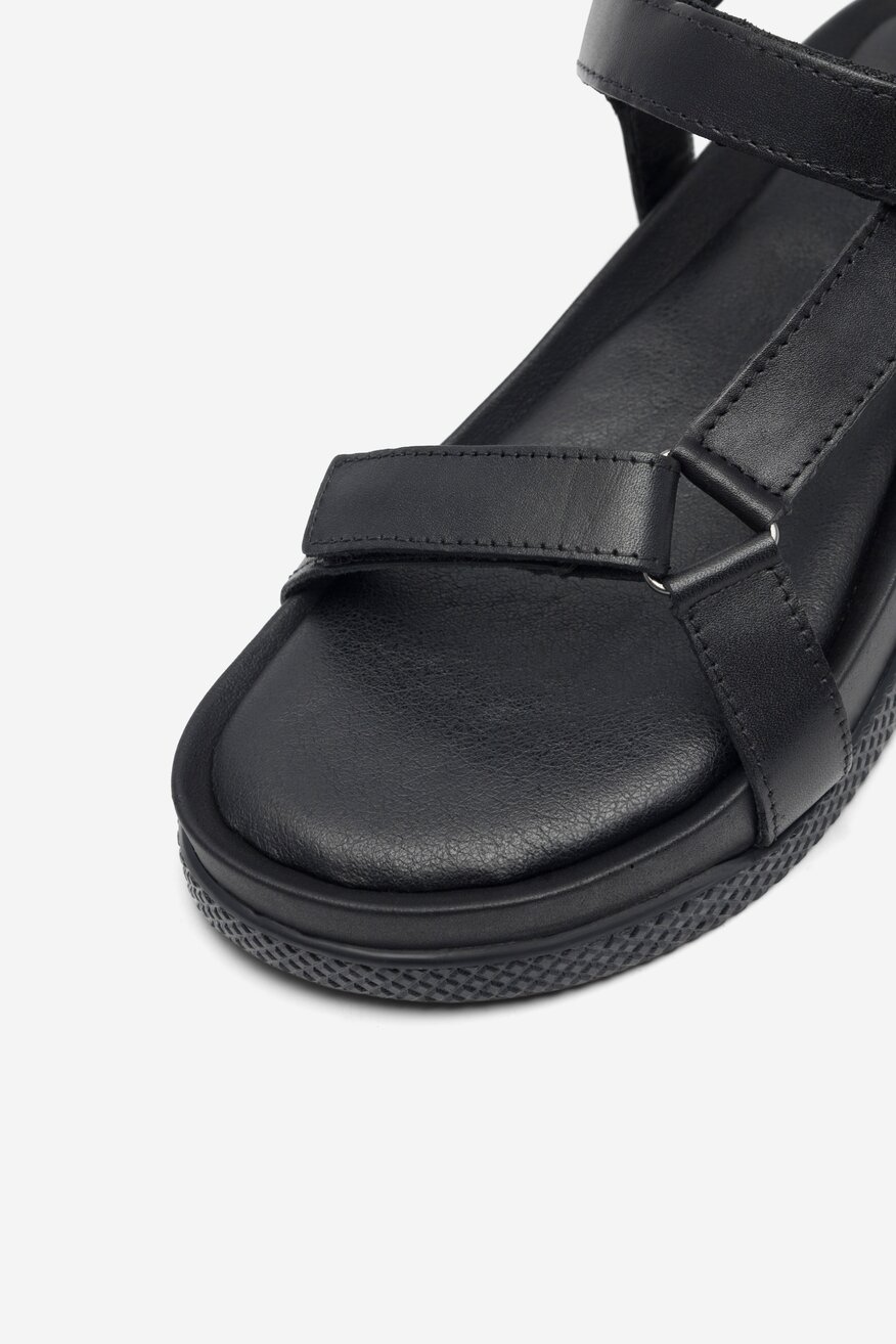 Sandały skórzane