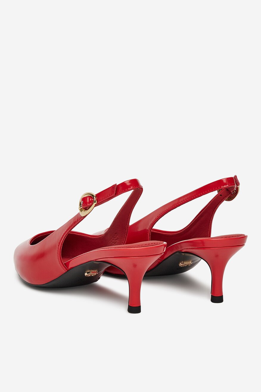 Czółenka skórzane