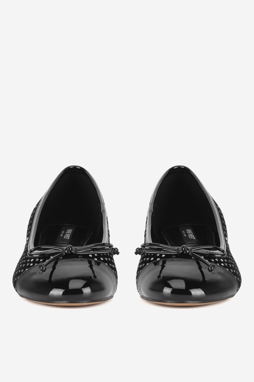 Czółenka na obcasie