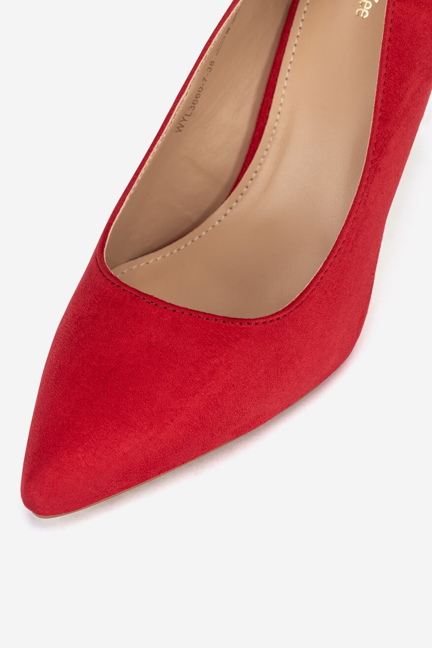 Czółenka na szpilce