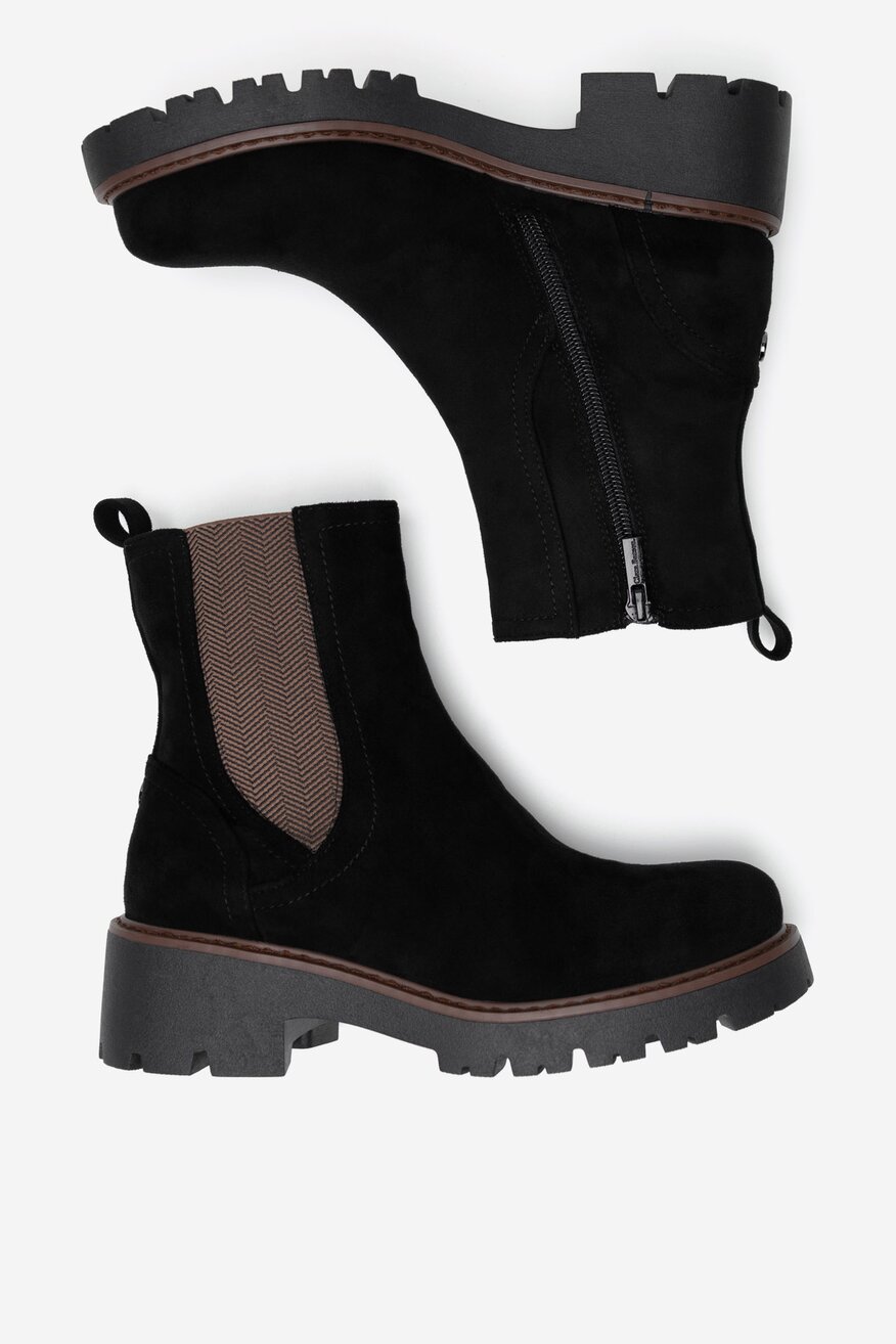 Botki na grubej podeszwie