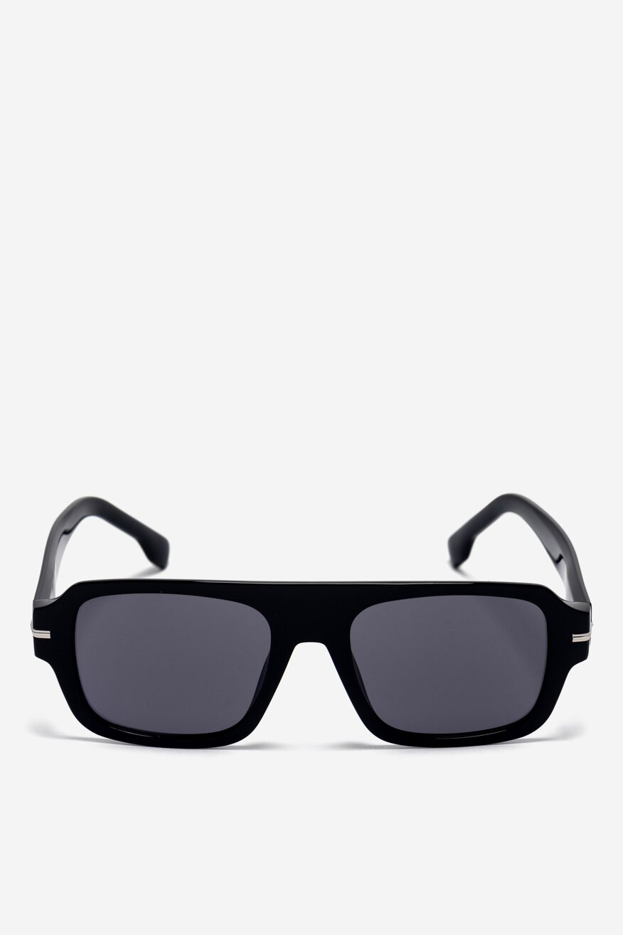 Okulary przeciwsłoneczne z filtrem UV-3