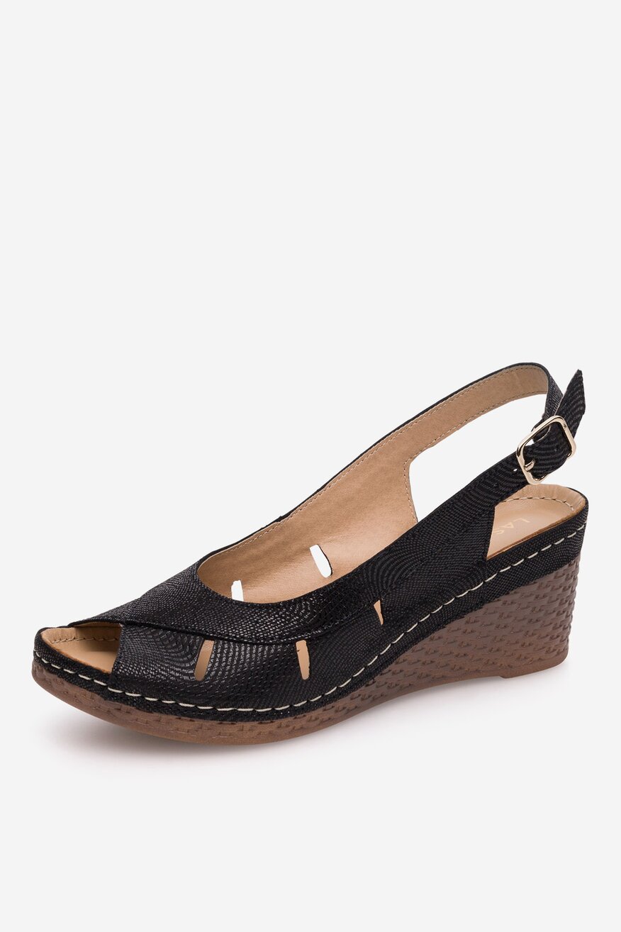 Sandały skórzane na koturnie