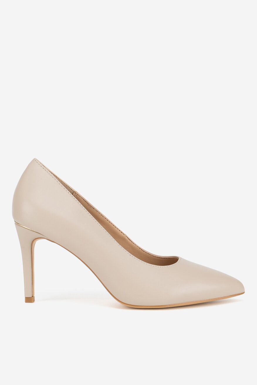 Czółenka skórzane