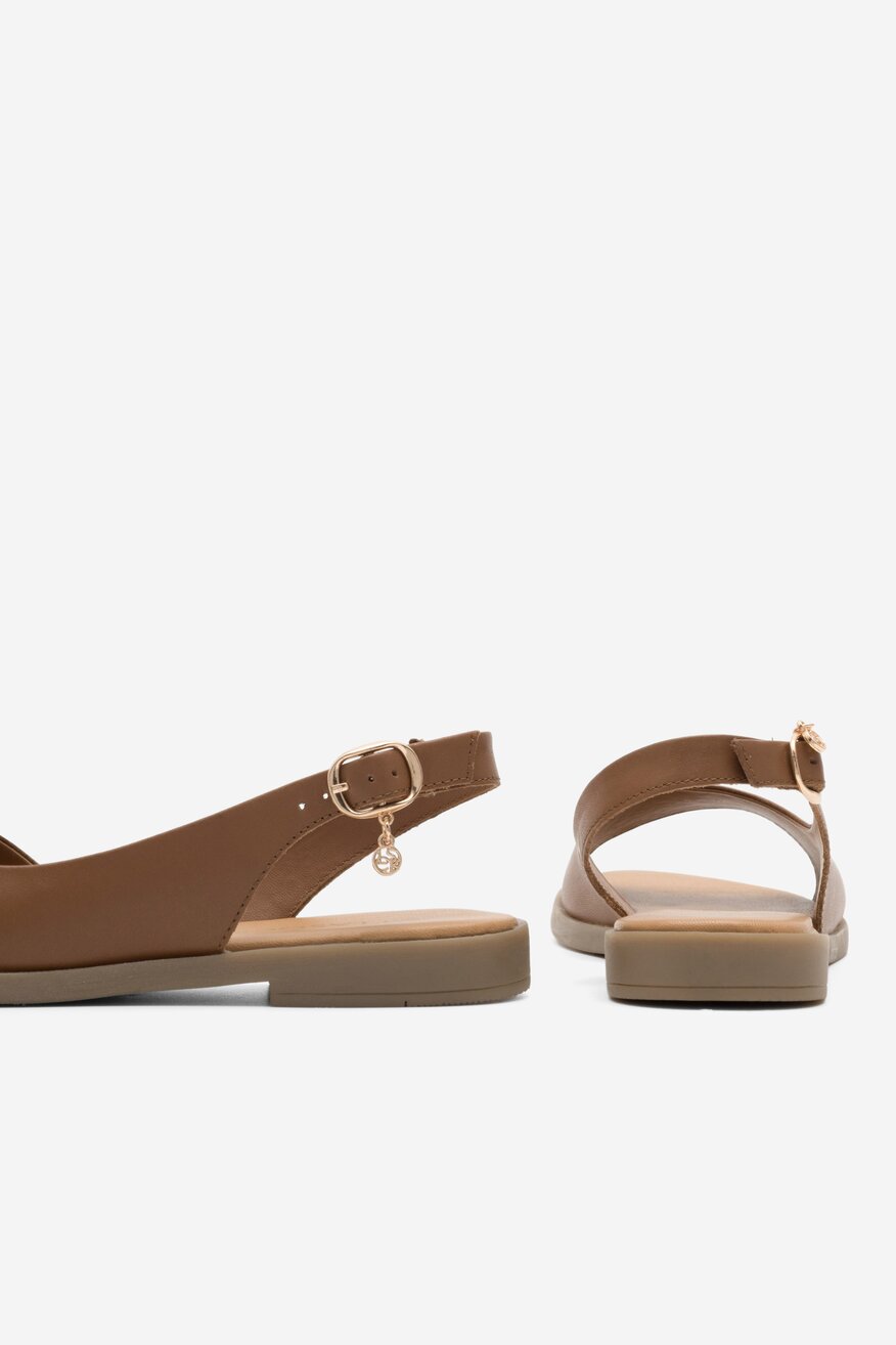 Skórzane sandały
