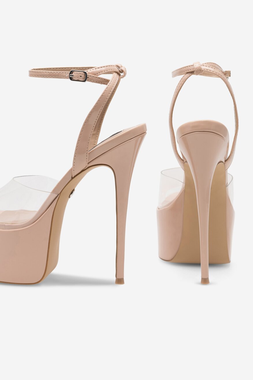 Sandały na szpilce