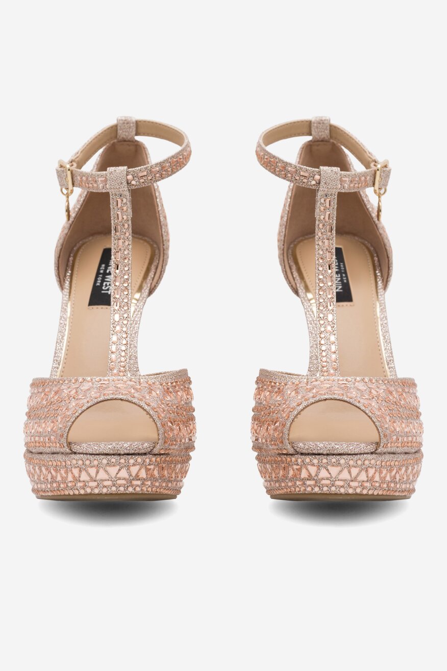 Sandały na szpilce