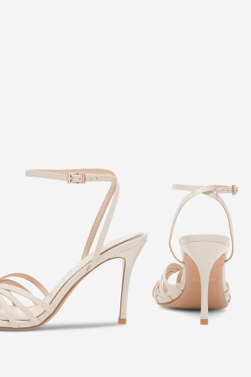 Sandały skórzane na szpilce